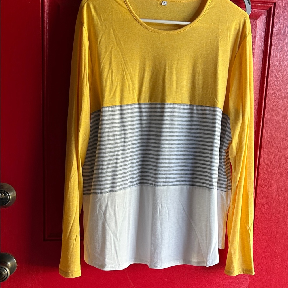Source Unknown Mustard Yellow Knit Top